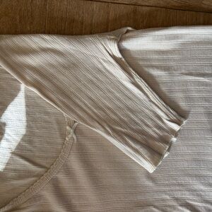 Doen Ivory Textured Knit Top